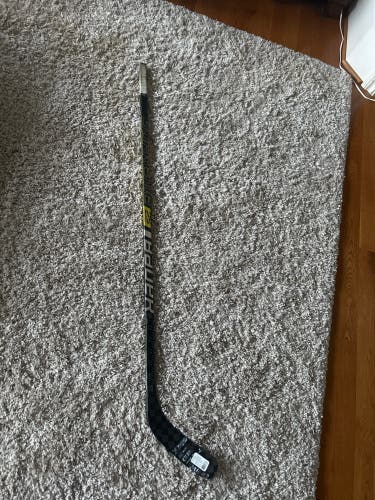 Senior Left Hand P88  Supreme 2S Pro Hockey Stick