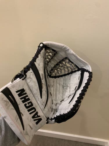 Vaughn Ventus LT60 Goalie Glove