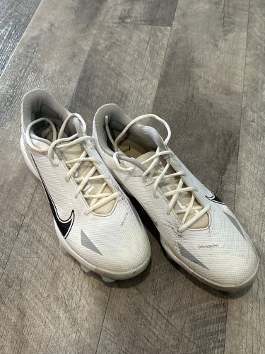 White Used Molded Cleats Low Top Force Trout 8 Pro MCS