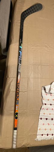 Senior Right Handed  Hzrdus 9X Hockey Stick