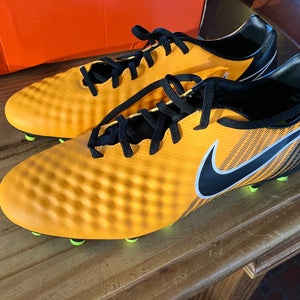 Nike Magista Onda II FG size 10 NEW
