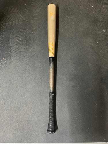 2023 Marucci (-3) 30 oz 33" TVT Maple Bat