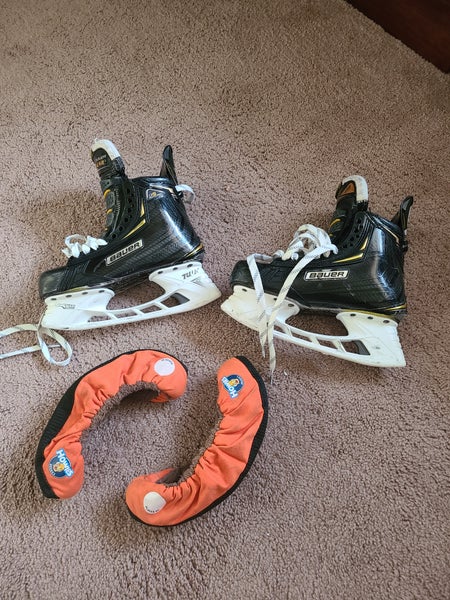 Used Senior Bauer Supreme 2S Pro Hockey Skates Regular Width 7