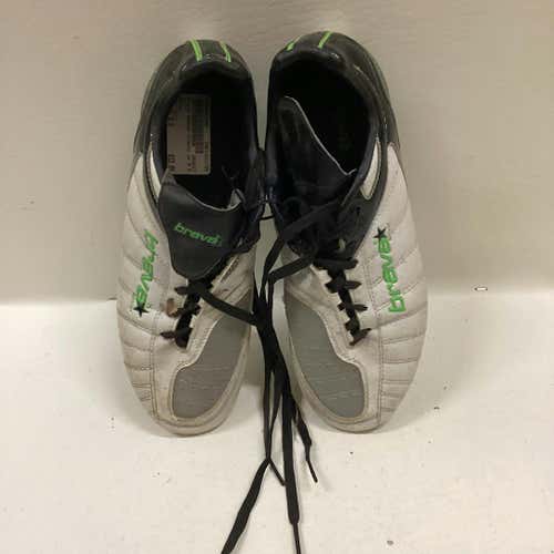 Used Brava Senior 9.5 Cleat Soccer Outdoor Cleats