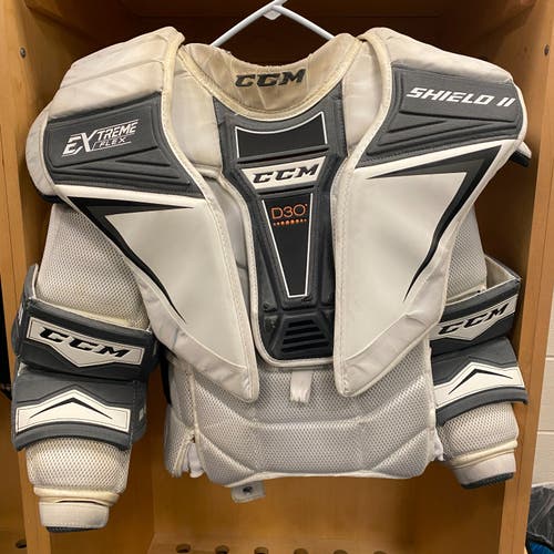 Used CCM Pro Stock CHL Extreme Flex Shield 2 Large Pro Goalie Chest Arm senior SR