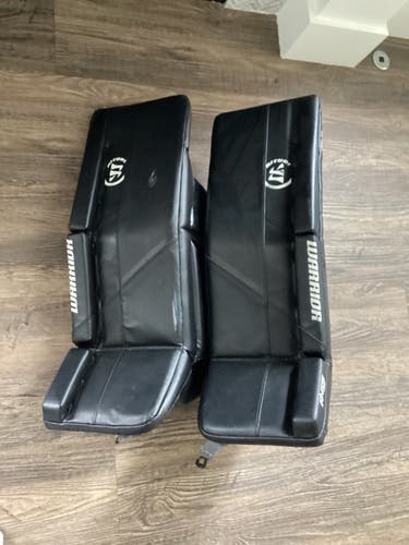 Used 26” Warrior Ritual G5 Goalie Leg Pads