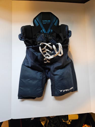 Junior Used Medium True Ax9 Hockey Pants