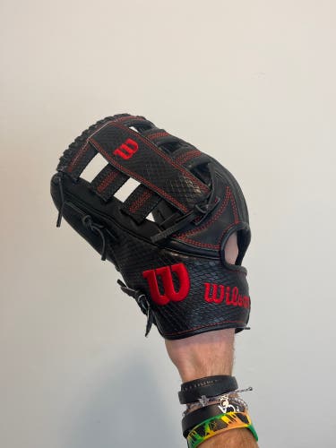 Wilson a2k 1775 12.75 lefty baseball glove