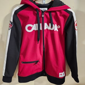 New HBC Team Canada 2010 Olympic Softshell Jacket Women's Large
