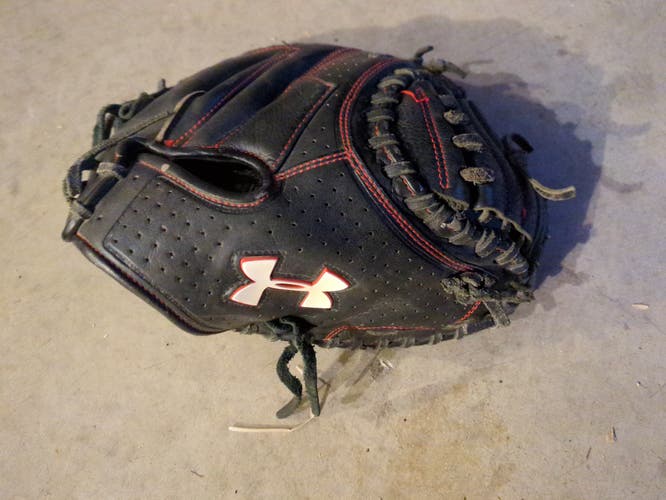 Used Under Armour Right Hand Throw UACM 100Y Catcher's Glove