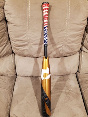 Used USSSA Certified 2022 DeMarini Composite Zoa Bat (-8) 21 oz 29"