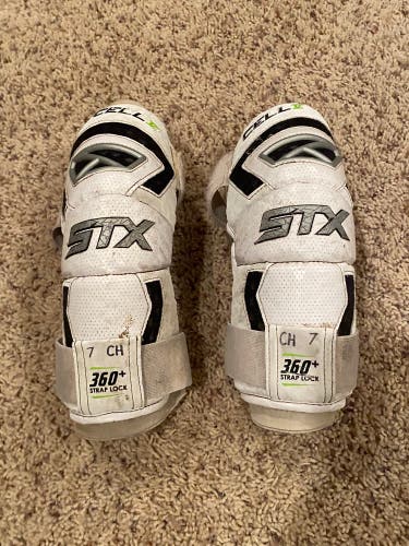 Used Medium STX Cell V Arm Pads