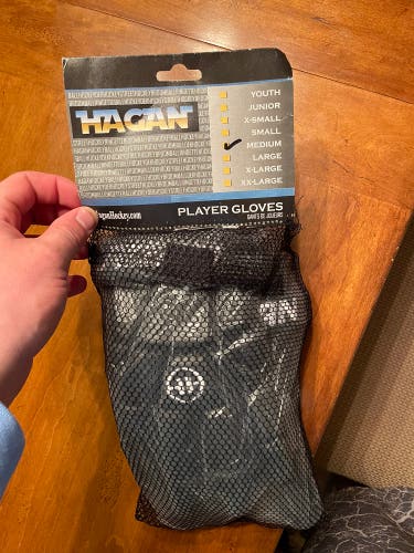 Medium Black Hagan H-4 dek gloves