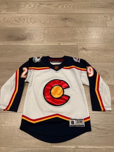 Colorado Avalanche MacKinnon kids Jersey - S