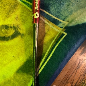 Used DeMarini Vendetta Bat 17 oz 29"
