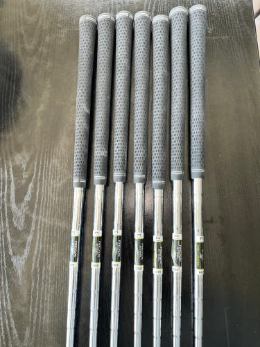 REAX 88 STEEL IRON SHAFTS (4-PW)