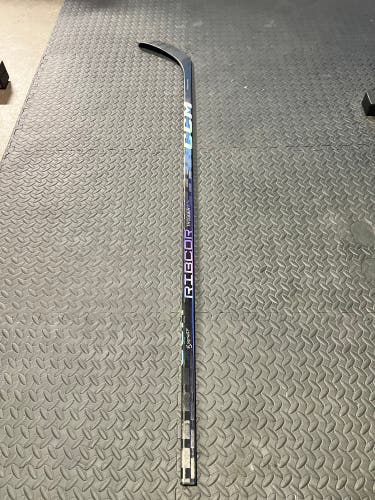 Senior Right Handed P90TM RibCor Trigger 7 Pro Hockey Stick