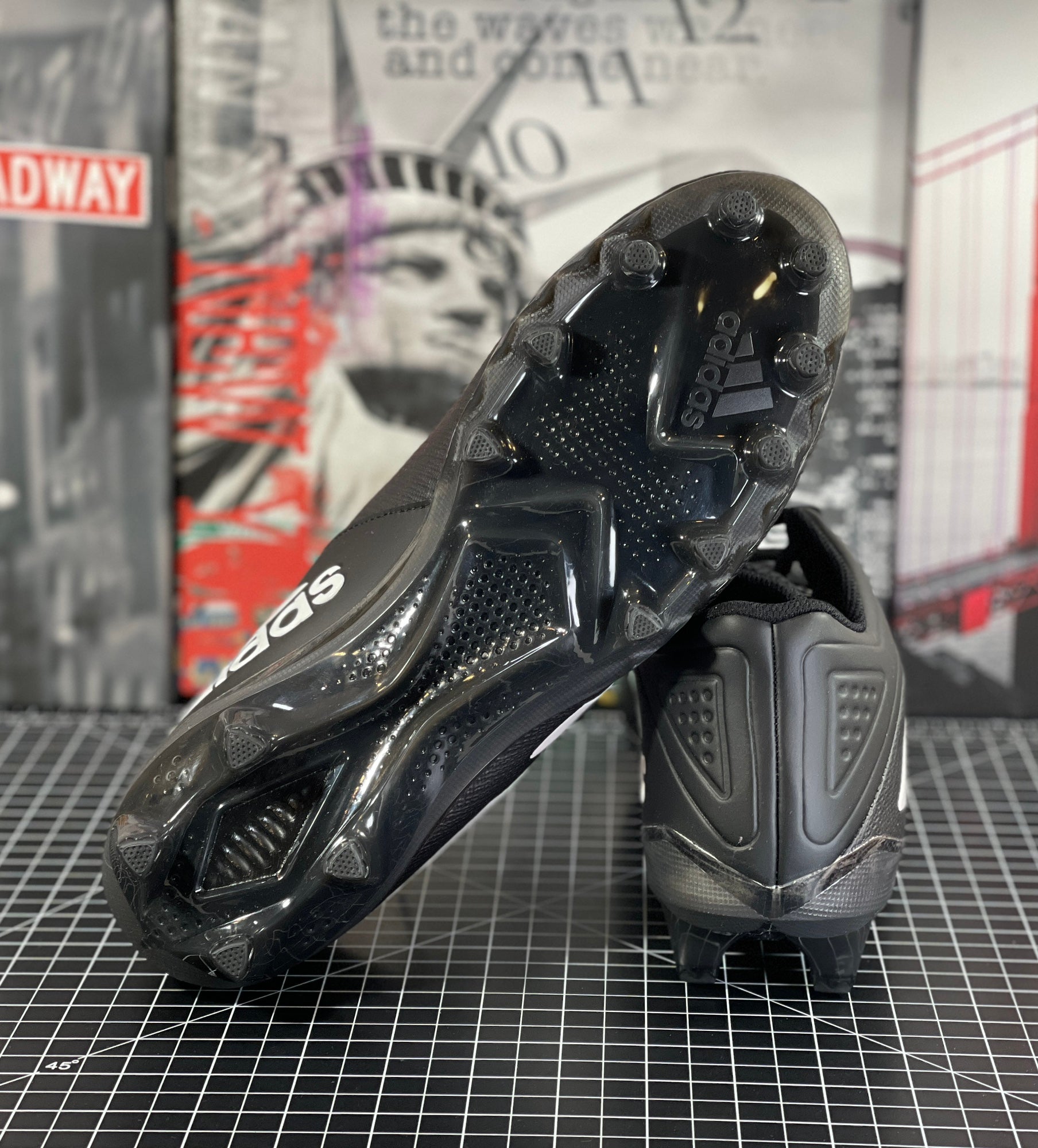 ADIDAS Men\'s Freak Mid Soccer Cleats Size 11.5 US FX1312 Adidas SM Freak FX1312 Mens Black Size 16 Mid | Mercari main image 3