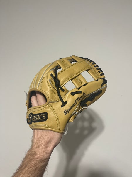 Asics gold stage 11.5 baseball glove