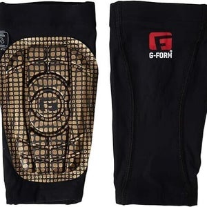 G-Form Youth Unisex Pro S Compact Size S/M Black Gold Soccer Shin Guards NWT