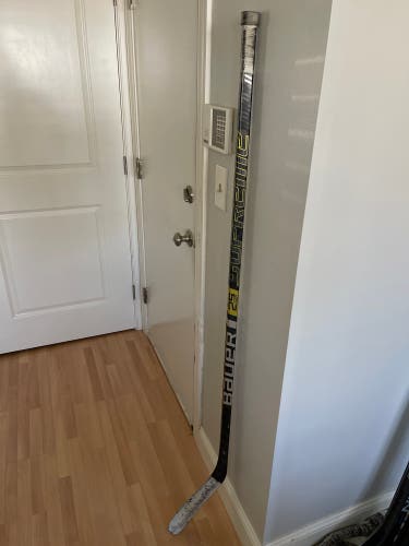 Senior Right Handed P88 Supreme 2S Pro Hockey Stick