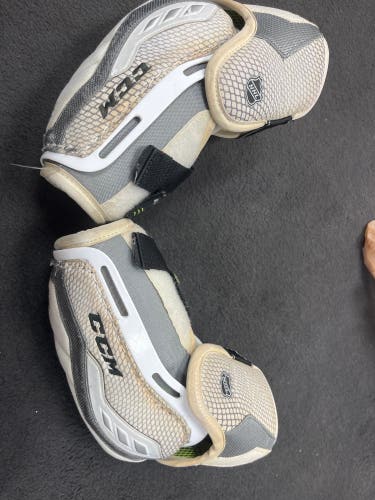 Pro stock CCM 20K pro elbow pads sr medium