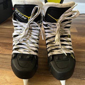 Used CCM Regular Width Size 3.5 Super Tacks 9370 Hockey Skates