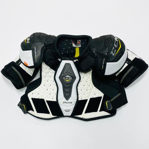 NHL Pro Stock Tacks Ultra Pro Shoulder Pads-Medium