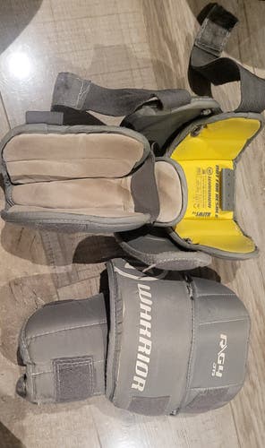 Goalie Junior Warrior knee pads