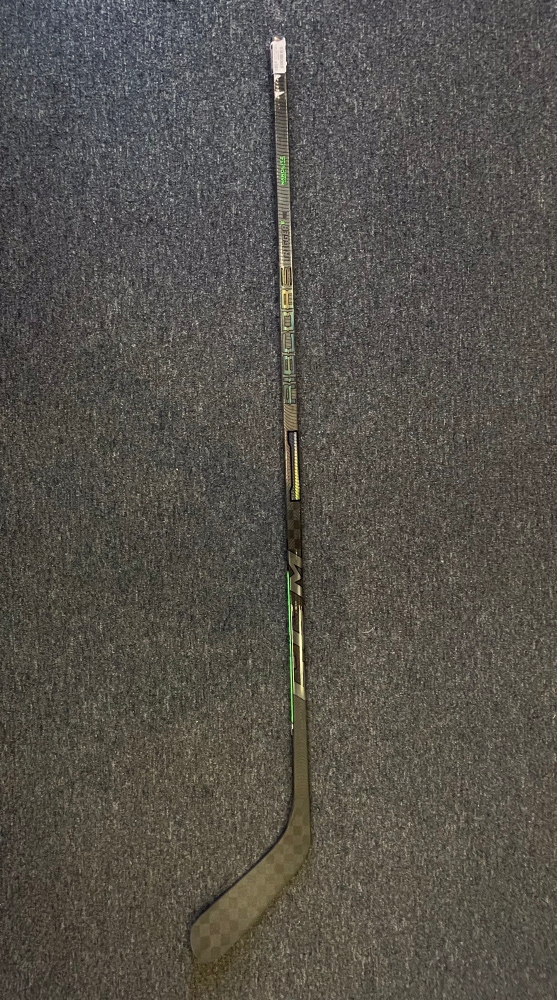 CCM RibCor Trigger 6 Pro Hockey Stick Flex 75 - P90TM, Right Handed (New)