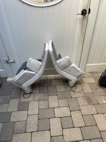 Used Bauer Gsx Goalie Leg Pads