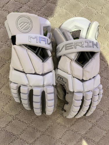 New  Maverik Medium Max Lacrosse Gloves