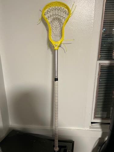 Syracuse Issued Gait Mustang. Comes With A Mission Blank Shaft.