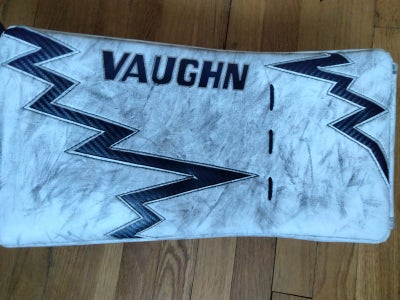 Vaughn blocker V9 Pro Carbon Pro  stock