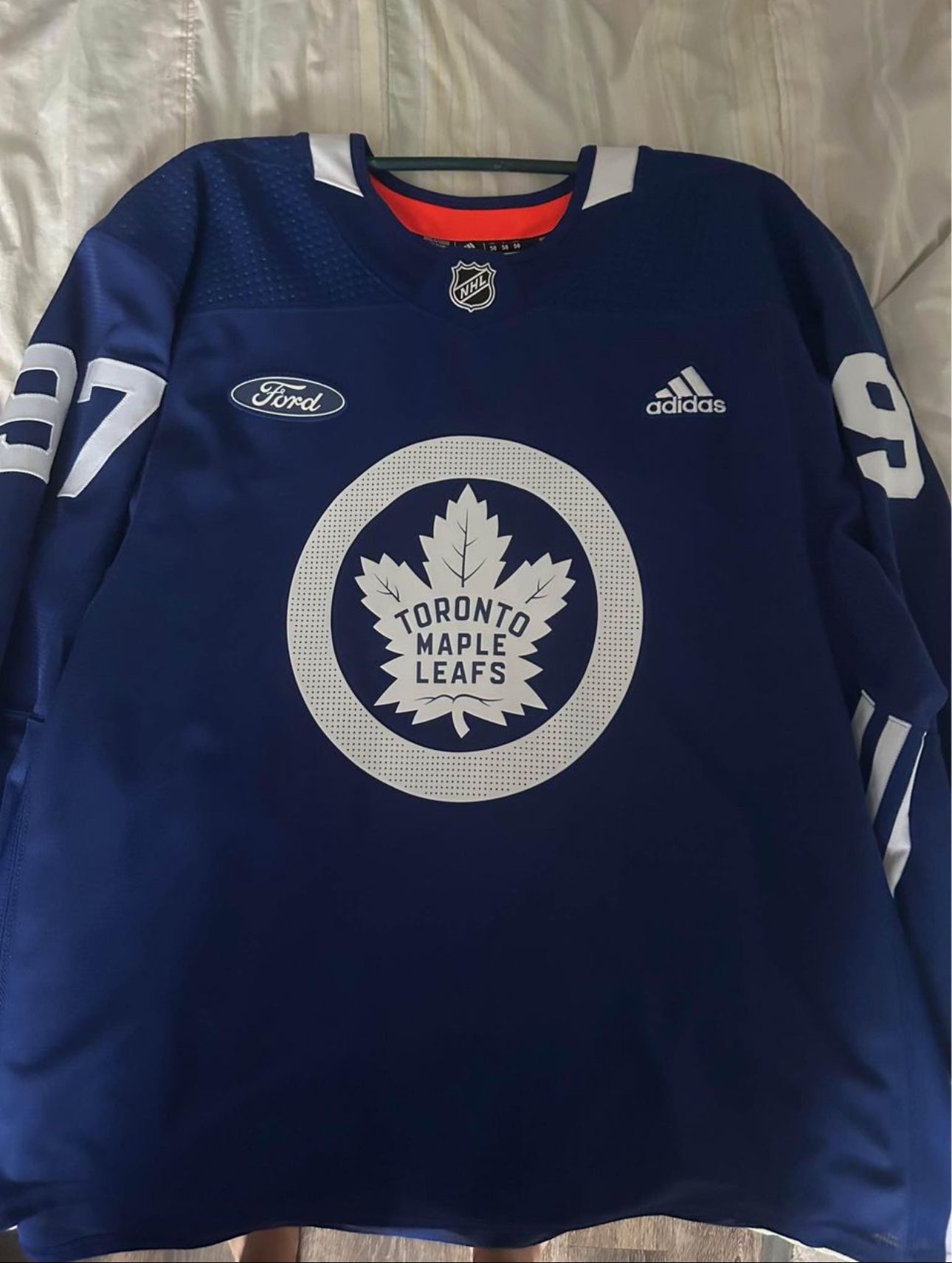 Toronto maple leafs mic practice jersey size 58 SidelineSwap