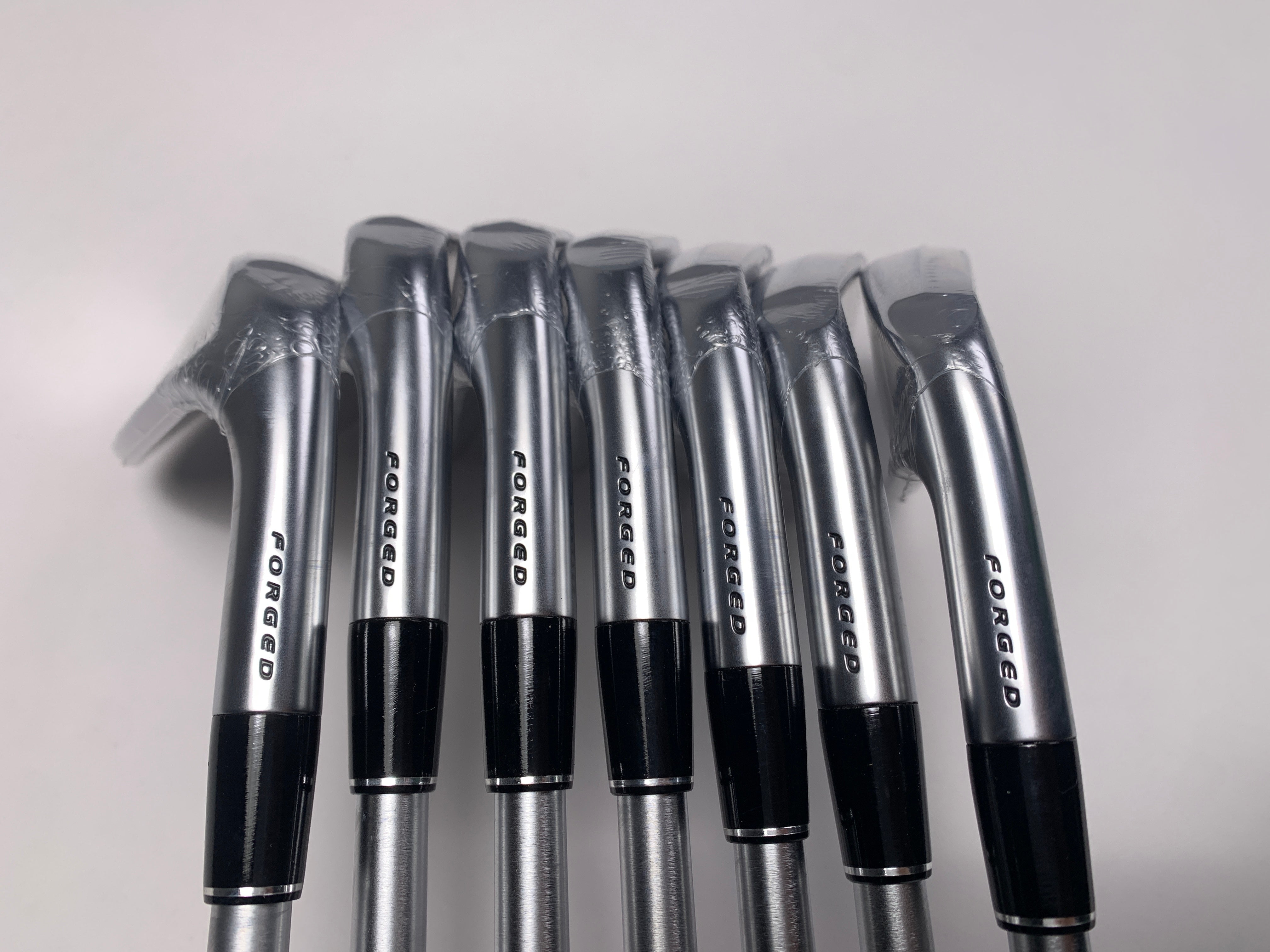 Srixon ZX7 MKII Iron Set 4-PW KBS Tour C-Taper 130g Extra Stiff