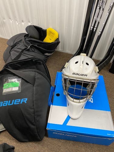 Like New Bauer NME IX Goalie Mask