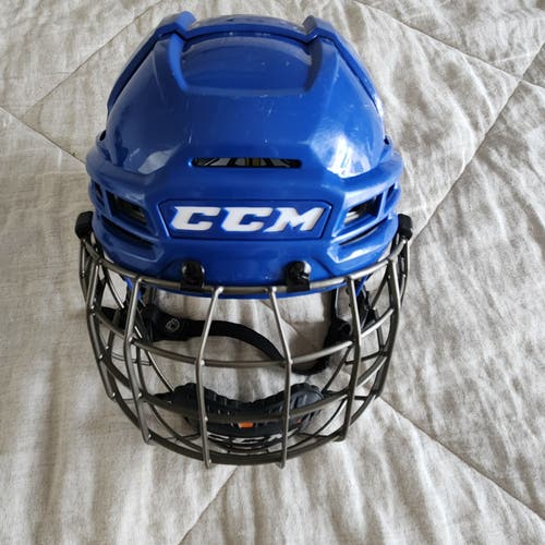 Used Small CCM Tacks 910 Helmet