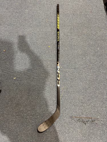 New Senior Right Handed P90TM  AS-VI PRO Hockey Stick