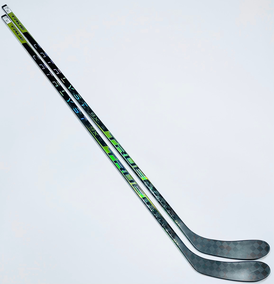 New 2 Pack Custom Gold True Catalyst 9x Hockey Stick-LH-P28 (Sand Paper Finish)-80 Flex-Grip