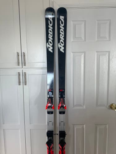 Used 196 cm Dobermann GS WC Skis