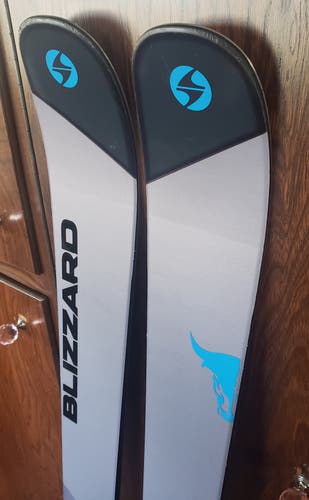 166cm MENS Blizzard Brahma 88 CA *USED* Skis with NEW Marker FDT 10 GRIP WALK Bindings