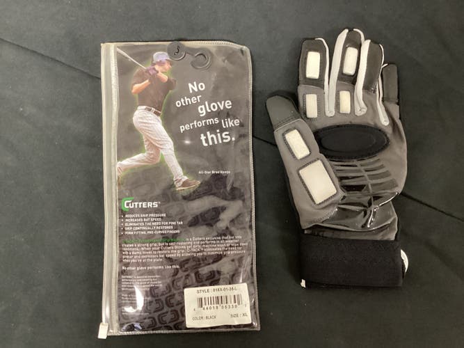 New Cutters baseball under glove-018