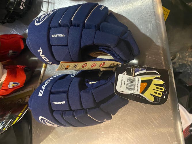 Easton 13" Gloves