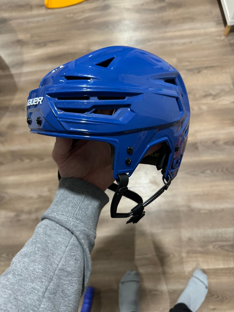New Medium Bauer Pro Stock Re-Akt 150 Vn Helmet