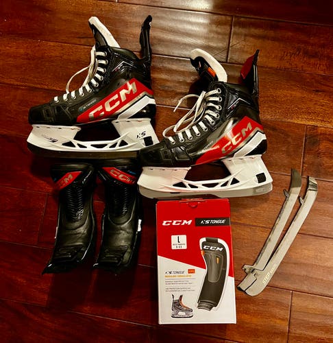 Senior CCM Regular Width   8 JetSpeed FT6 Pro Hockey Skates