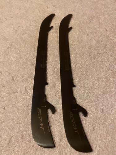 Bauer Hockey Fly-Ti Steel Runners, Size 263