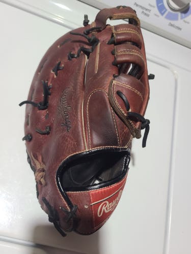 Used Right Hand Throw Rawlings First Base RTD Baseball Glove 12"