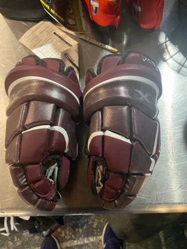 New Bauer 11" Vapor X Gloves