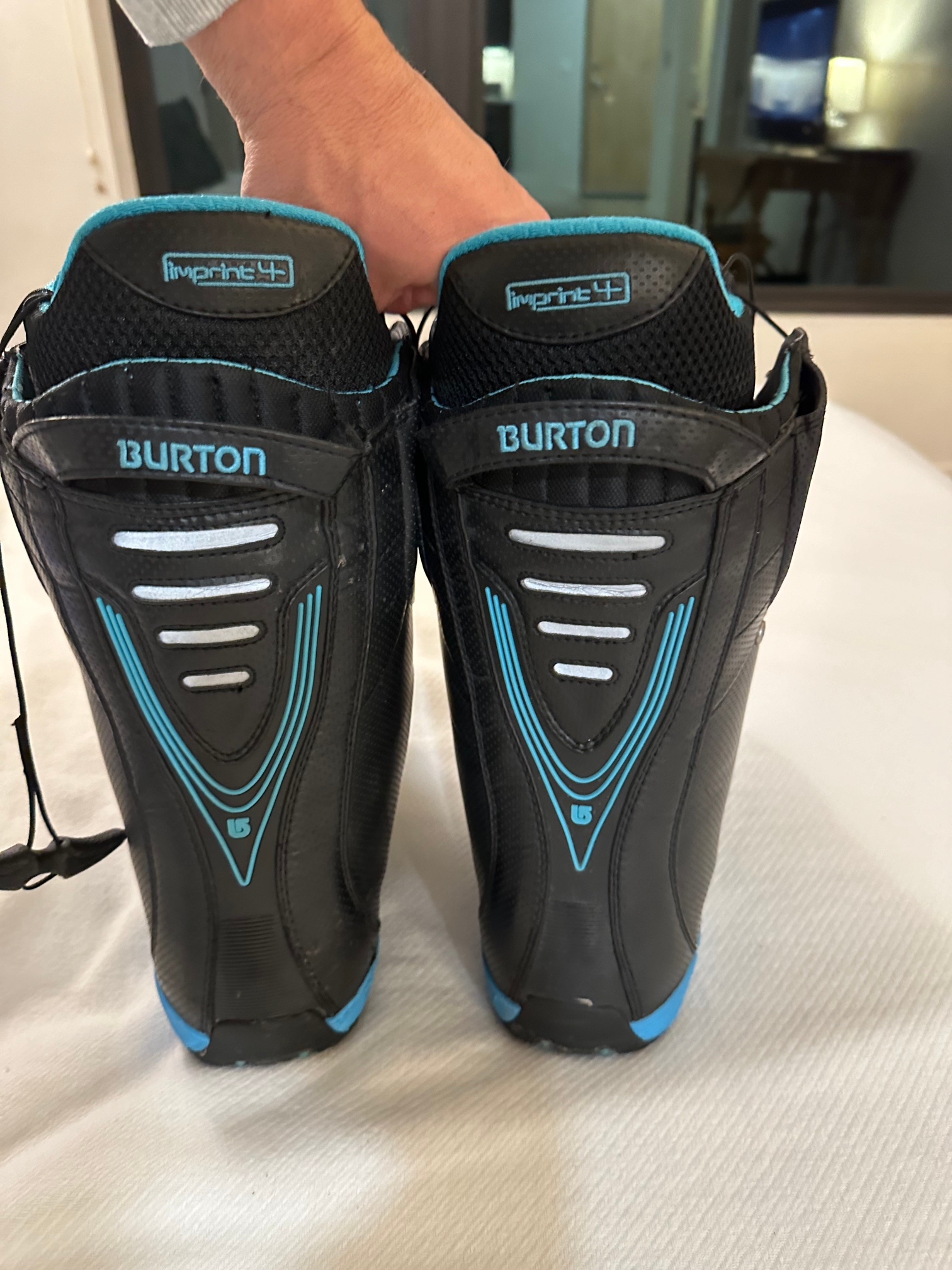 Men's Used Size Men's 10.5 (W 11.5) Burton Ion Snowboard Boots Medium Flex All Mountain